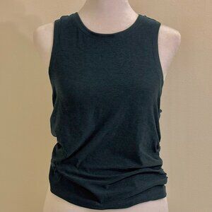 Beyond Yoga Dark Spruce Green Heather Featherweight Your Fit Shirred Tank Size M